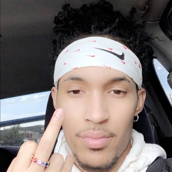 Meet your Posher, Aj - Picture 1 of 1